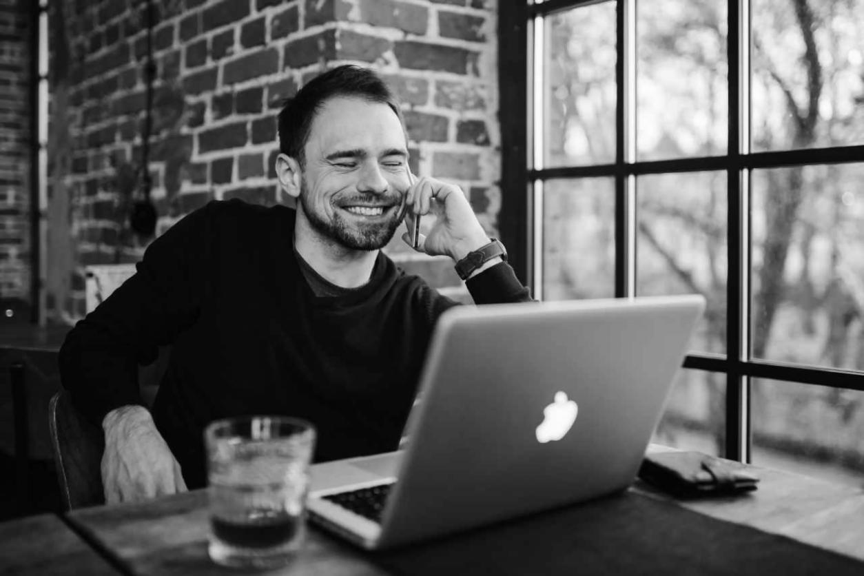 Webinar Bemowaa — sesja na żywo z ekspertem ds. budżetowania